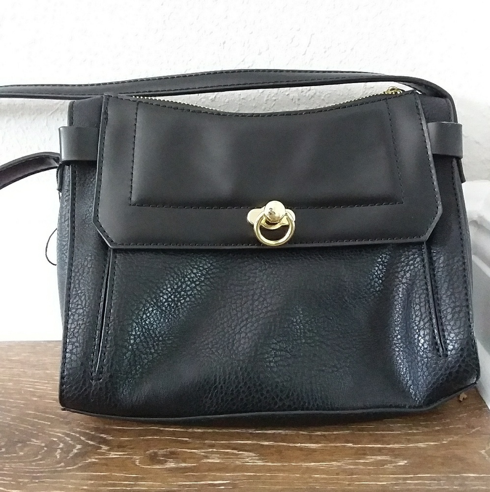 Danielle Nicole Crossbody